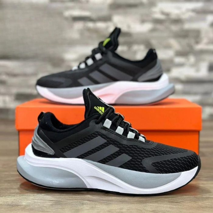 ADIDAS ALFHABOUNCE - Descubre el equilibrio perfecto entre estilo, comodidad y rendimiento.