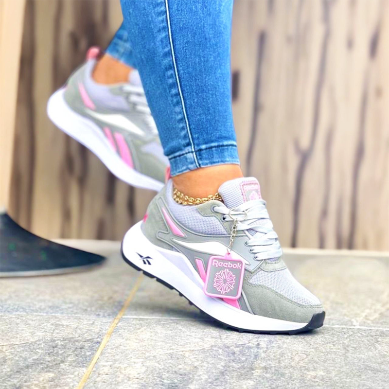 Tenis Reecbok Llavero Dama - Comodidad, Estilo y Rendimiento para tu Día a Día